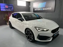 Blanco Usado 2022 Cupra Leon VZ Berlina | 28.499 € (Precio justo)