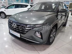 Gris / plata Usado 2024 Hyundai Tucson SUV | 23.295 € (Buen precio)
