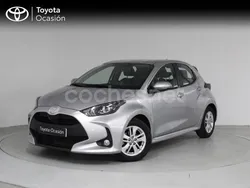 Gris / plata Usado 2024 Toyota Yaris Edition Berlina | 18.990 € (Precio justo)
