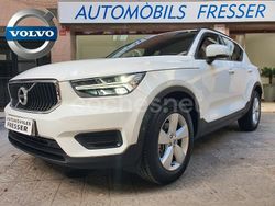 Blanco Usado 2021 Volvo XC40 Momentum SUV | 21.999 € (Precio justo)