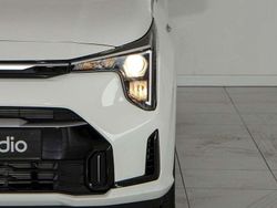 Blanco Usado 2024 Kia Picanto Utilitario | 13.272 € (Precio justo)