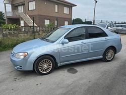 Azul Usado 2004 Kia Cerato LX Berlina | 2999 € (Caro)