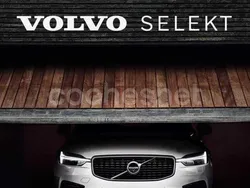 Gris / plata Usado 2023 Volvo XC60 Core SUV | 42.900 € (Precio justo)