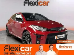 Rojo Usado 2022 Toyota Yaris Berlina | 33.890 € (Buen precio)