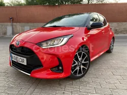 Rojo Usado 2021 Toyota Yaris Hybrid Edition Berlina | 19.999 € (Precio justo)