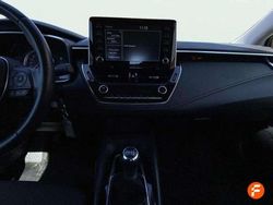 Blanco Usado 2023 Toyota Corolla Active Berlina | 18.390 €