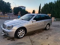 Gris / plata Usado 2002 Mercedes C270 Avantgarde Familiar | 2790 €