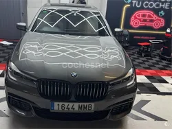 Gris / plata Usado 2017 BMW 730 Comfort Edition Berlina | 26.500 €