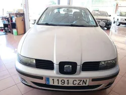 Gris Usado 2005 Seat Toledo Sport Utilitario | 2800 €