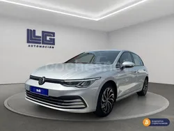 Gris Usado 2020 VW Golf VIII Life Berlina | 16.990 € (Buen precio)