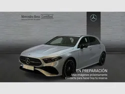 Plateado Usado 2025 Mercedes A200 Berlina | 35.595 € (Precio justo)