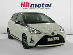 Blanco Usado 2018 Toyota Yaris Hybrid Active Berlina | 15.190 € (Precio justo)