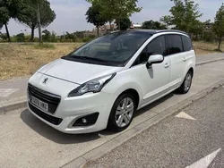 Blanco Usado 2014 Peugeot 5008 Allure Monovolumen | 9900 € (Precio justo)