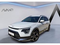 Blanco Usado 2022 Kia Niro SUV | 28.990 €