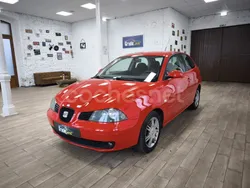 Rojo Usado 2003 Seat Ibiza Berlina | 4500 € (Caro)