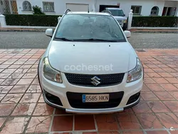 Blanco Usado 2012 Suzuki SX4 GL SUV | 7400 €