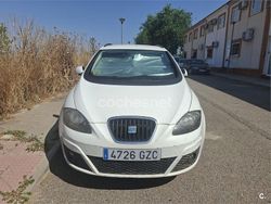 Blanco Usado 2010 Seat Altea XL Monovolumen | 4750 €