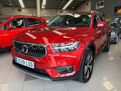 Granate Usado 2021 Volvo XC40 Momentum SUV | 24.950 € (Un poco caro)