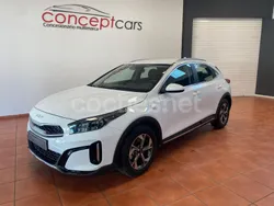 Blanco Usado 2024 Kia XCeed SUV | 21.990 € (Precio justo)