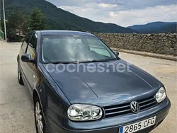 Negro Usado 2003 VW Golf IV Conceptline Berlina | 4600 € (Un poco caro)