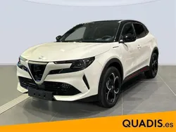 Blanco Nuevo 2025 Alfa Romeo Junior Edizione Speciale | 34.350 € (Precio justo)