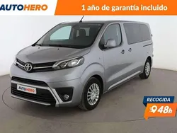 Gris Usado 2022 Toyota Proace Van | 27.523 € (Un poco caro)