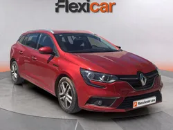 Rojo Usado 2018 Renault Mégane IV Business Berlina | 11.990 € (Buen precio)