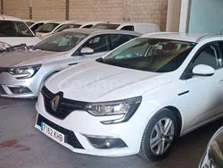 Blanco Usado 2018 Renault Mégane GrandTour Business Familiar | 7499 € (Precio justo)