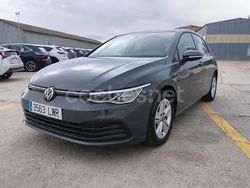 Gris / plata Usado 2022 VW Golf VIII Life Berlina | 19.700 € (Precio justo)