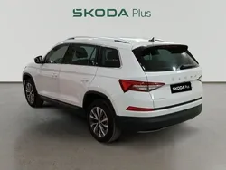 Blanco Usado 2024 Skoda Kodiaq Ambition SUV | 35.290 € (Precio justo)