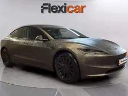 Gris Usado 2024 Tesla Model 3 Berlina | 32.990 € (Precio justo)