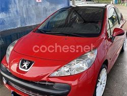 Rojo Usado 2007 Peugeot 207 Berlina | 3200 € (Precio justo)