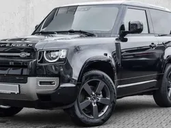Negro Usado 2023 Land Rover Defender SE Dynamic SUV | 87.900 € (Caro)