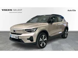Beige Usado 2023 Volvo XC40 Plus SUV | 36.900 € (Precio justo)