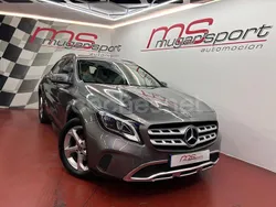 Gris / plata Usado 2017 Mercedes GLA200 Style SUV | 17.900 € (Precio justo)