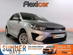 Gris Usado 2022 Kia Rio 2 Berlina | 12.790 € (Precio justo)