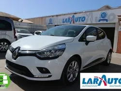 Blanco Usado 2019 Renault Clio IV Zen Berlina | 13.899 € (Un poco caro)