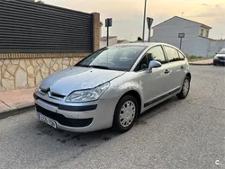 Gris / plata Usado 2006 Citroën C4 Berlina | 2000 € (Buen precio)