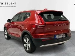 Usado 2023 Volvo XC40 Core SUV | 33.900 € (Un poco caro)