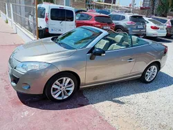 Beige Usado 2011 Renault Mégane Cabriolet Privilege Descapotable | 8250 €