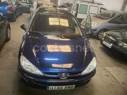 Azul Usado 2002 Peugeot 206 Berlina | 3000 € (Precio justo)
