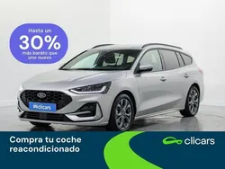 Gris Usado 2023 Ford Focus ST-Line X Familiar | 22.990 € (Precio justo)