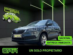 Gris / plata Usado 2021 Skoda Karoq Ambition SUV | 21.999 € (Precio justo)