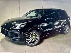 Negro Usado 2021 Porsche Cayenne SUV | 84.990 € (Precio justo)