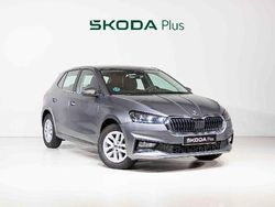 Gris Usado 2024 Skoda Fabia Selection Coupe | 17.900 €
