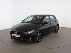 Negro Usado 2021 Hyundai i20 Utilitario | 15.299 € (Un poco caro)