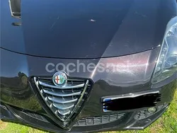 Negro Usado 2010 Alfa Romeo Giulietta Progression Utilitario | 10.000 € (Precio justo)