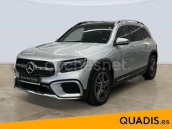Gris / plata Usado 2024 Mercedes GLB200 SUV | 49.900 € (Caro)