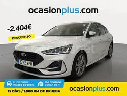 Gris / plata Usado 2023 Ford Focus ST-Line Berlina | 17.100 € (Precio justo)
