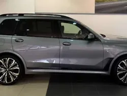 Gris Nuevo 2025 BMW X7 SUV | 117.900 € (Precio justo)